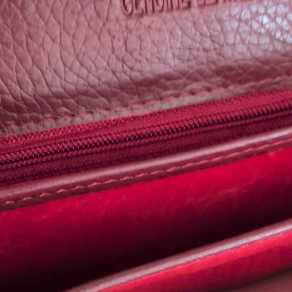 Leather Croc-Embossd Wallet - Picture 5 of 8